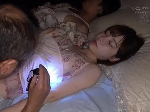 gạ em ngiu mới lớn djt , kh dắm  bắn vào trong 😆